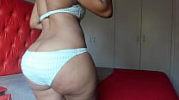 Massive natural booty from Africa, Join my Xvideos membership by subscribing to it.