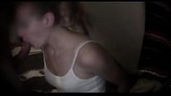 Amateur blonde babe performs a blowjob on the hair