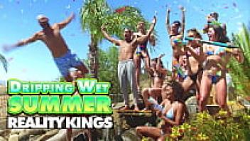 It is the final day of the Project DTF house, and all of the celebrities have gone to the largest organization by the pool, which is called Reality Kings.