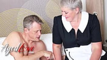 Marc Kaye proceeded to drill a deep hole in Grandma Candy Cummings, who had been shaved before.