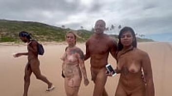 It was my intention to present it to the hotties, so I went to the nude beach in Bahia.