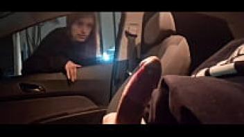 A dangerous handjob for a hottie who is out in public on the street!