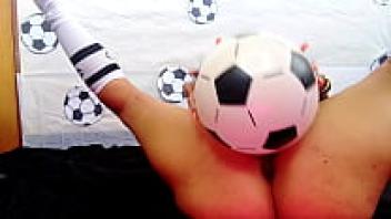 BE SURE TO WATCH IT BEFORE IT IS REMOVED!! A video footage of a Mexican soccer player from América masturbating has been leaked.