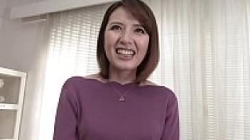 Wakana Asakura's First Shooting Document of a Married Woman