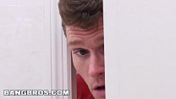 Every guy desires a busty sister like Skyla Novea (btra15957).