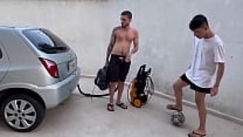 asked Ryan Ross to assist with car washing when he got home.