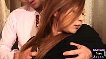 An Asian guy assaulted an amateur ladyboy.