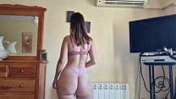 Which do you like better, cosplay or natural?