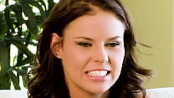 A Big Dicked Stranger and Taylor Russo Have a Hot One-Night Stand Sex