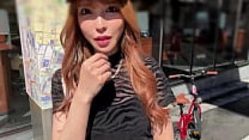 Lina is a thin model. She has solid, large tits despite being slender. Adorable! Sexy!