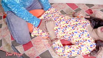 Full Video: Hard love and groaning in Hindi as an Indian husband licks his pussy to entice a Desi wife